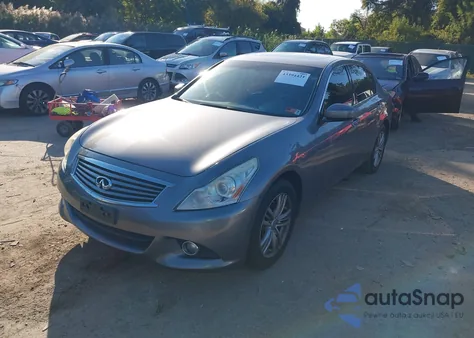 2013 Infiniti G37X из США, поврежденный, VIN JN1CV6AR2DM758177